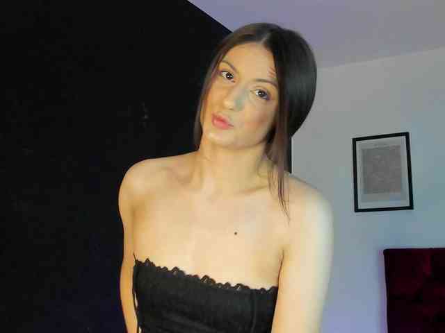 Aliceincumland webcam