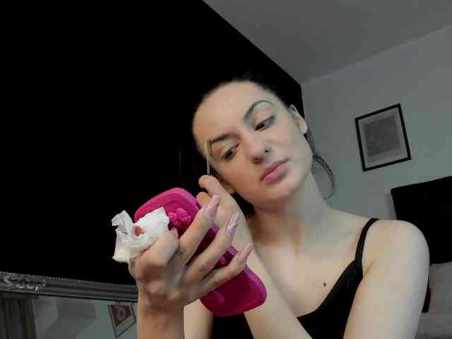 Aliceincumland webcam