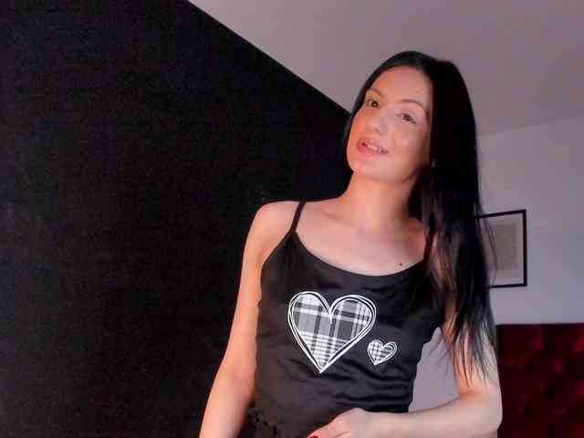 Aliceincumland webcam