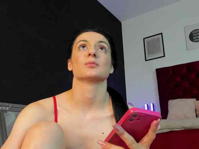 Aliceincumland webcam