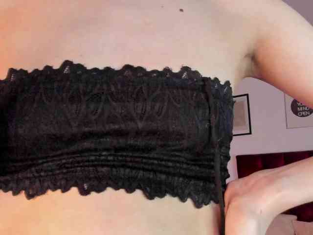 Aliceincumland webcam