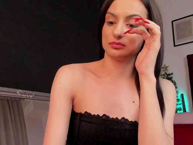 Aliceincumland webcam