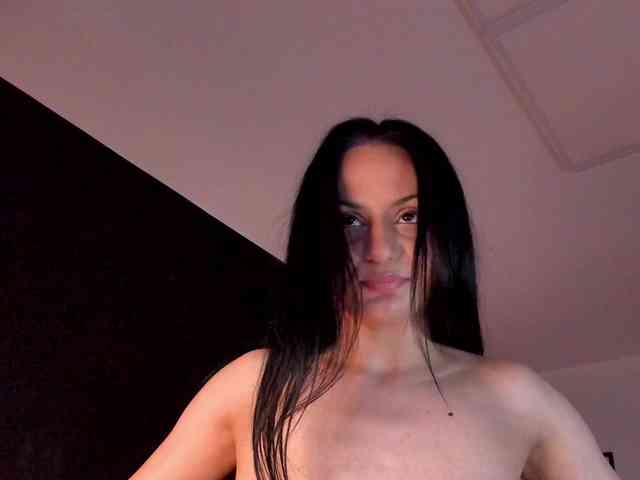 Aliceincumland webcam