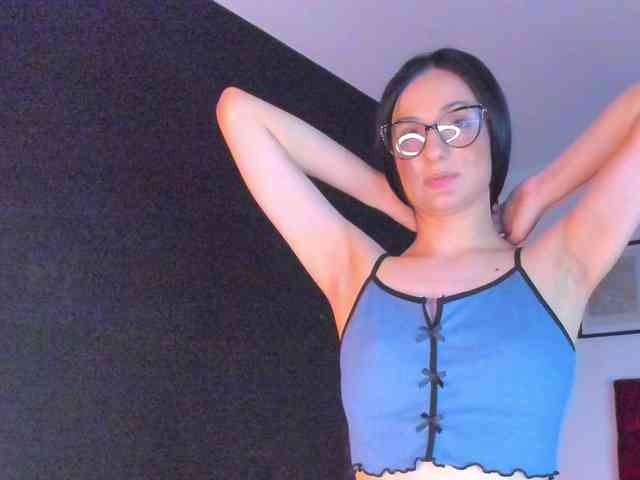 Aliceincumland webcam