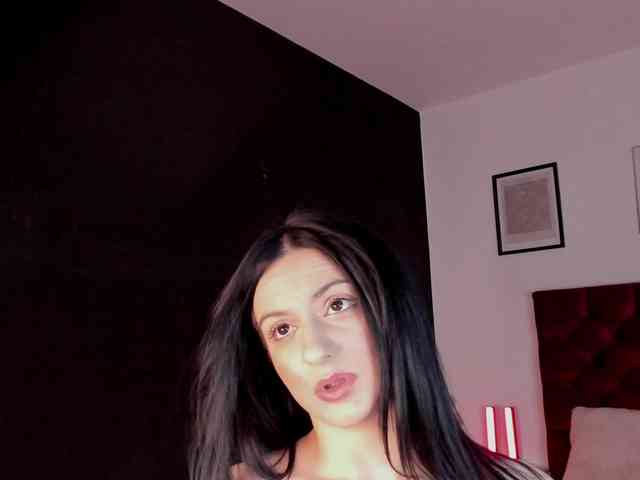 Aliceincumland webcam