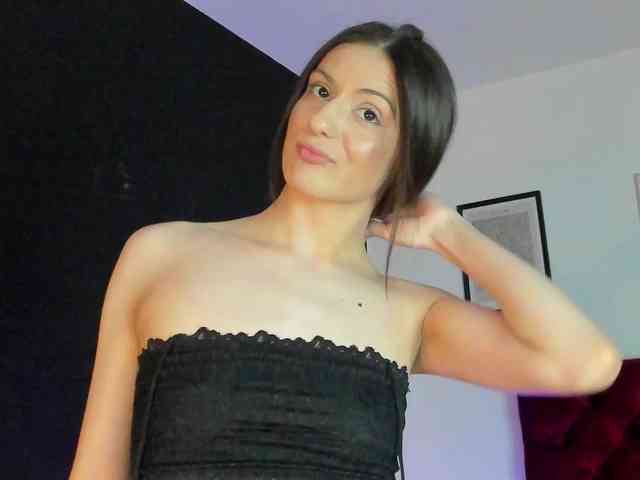 Aliceincumland webcam