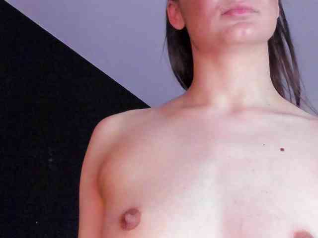 Aliceincumland webcam