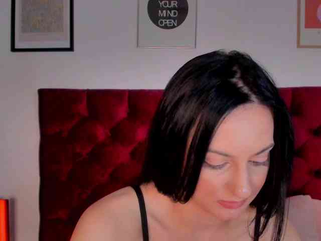 Aliceincumland webcam