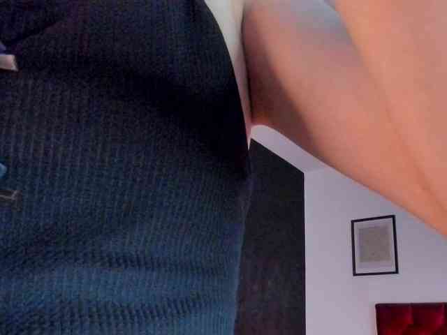 Aliceincumland Live Webcam on BongaCams