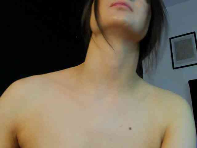 Aliceincumland webcam