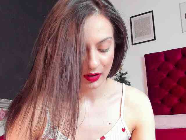 Aliceincumland webcam