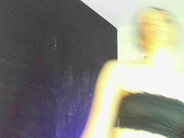 Aliceincumland webcam