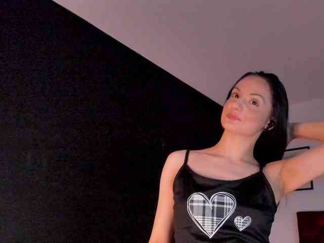 Aliceincumland webcam