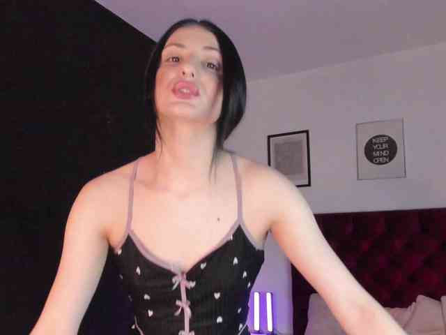 Aliceincumland webcam