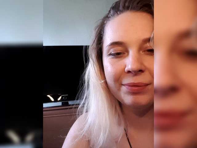 Kusia001 Live Cam and Statistics on UnifiedCams