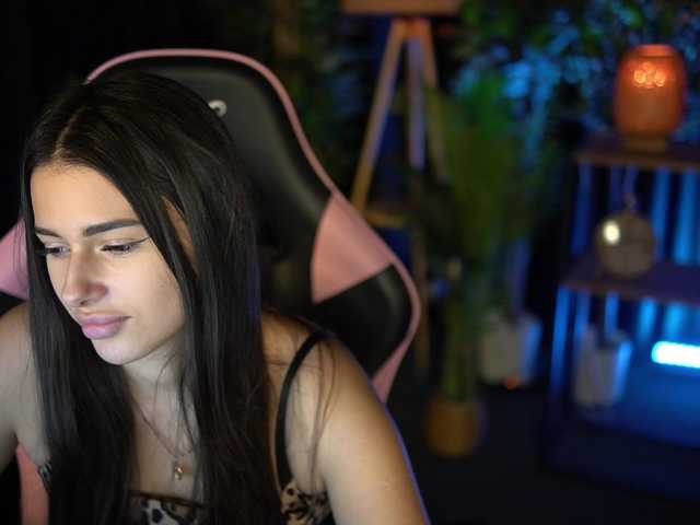 LuxeAvelyn Porn