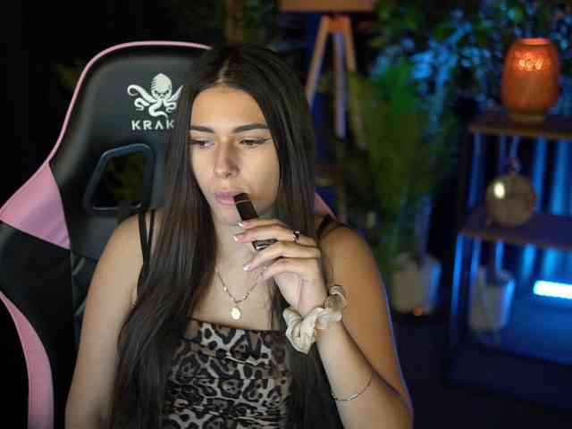 LuxeAvelyn