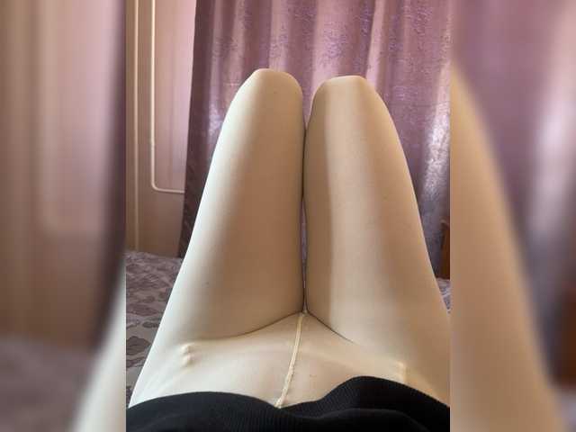 Avrora09's BongaCams show and profile