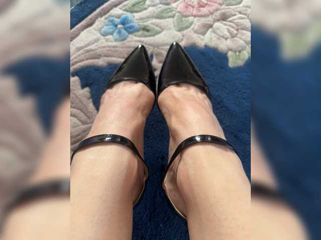 Avrora09's BongaCams show and profile