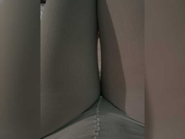 Avrora09's BongaCams show and profile