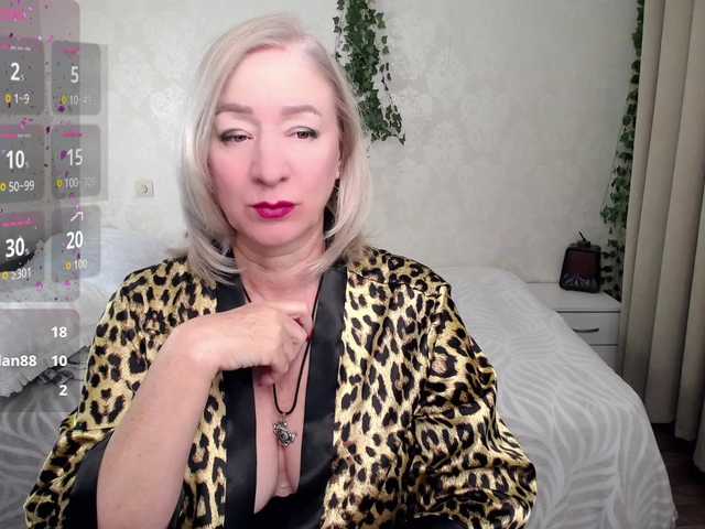 Preview of hunters-woman