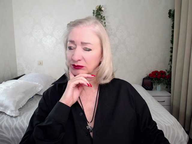 hunters-woman's BongaCams show and profile