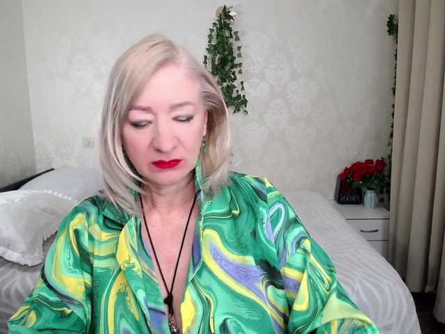 Preview of hunters-woman