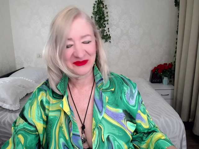 hunters-woman's BongaCams show and profile