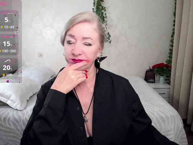 hunters-woman webcam