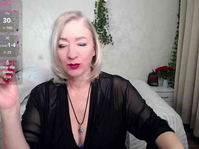 hunters-woman webcam