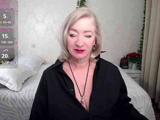 hunters-woman webcam