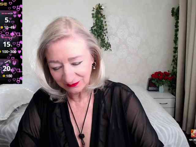 hunters-woman webcam