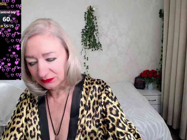 hunters-woman webcam