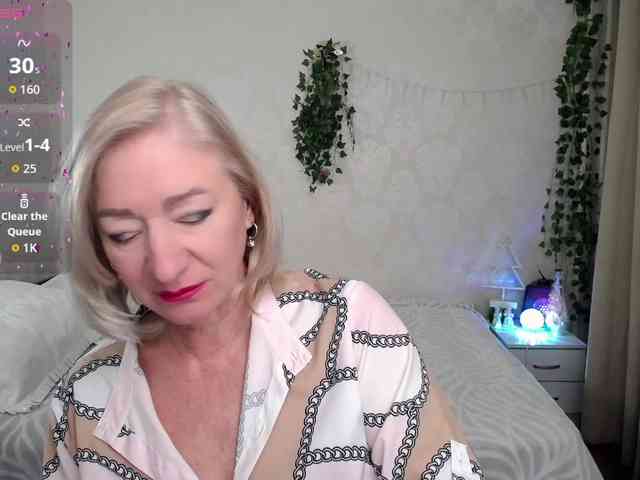 hunters-woman hunters-woman