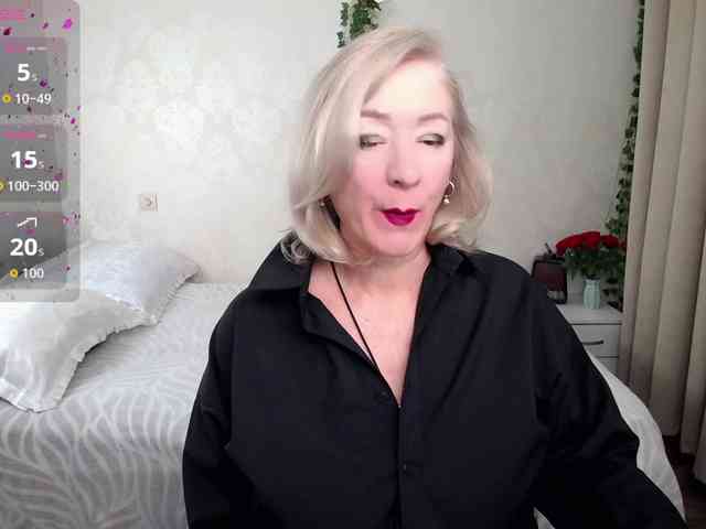 hunters-woman webcam