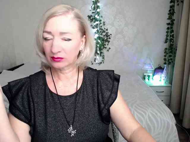 hunters-woman webcam