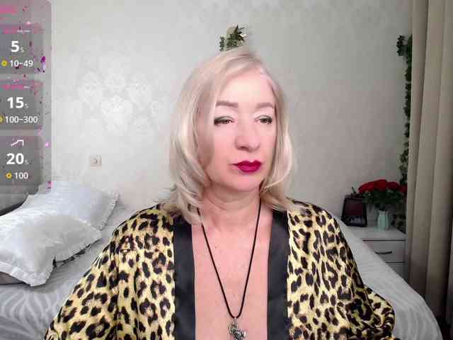 hunters-woman webcam