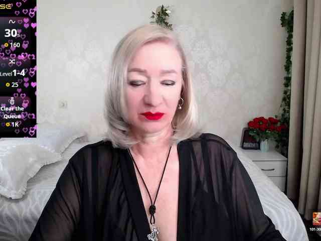 hunters-woman webcam