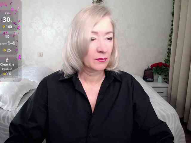 hunters-woman webcam