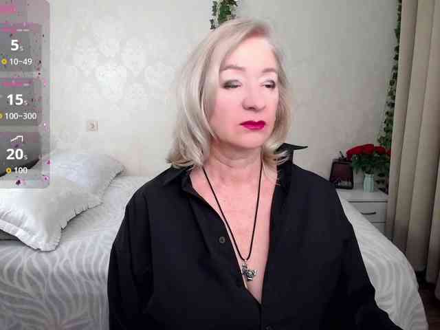 hunters-woman webcam