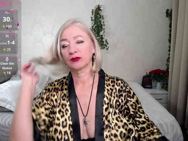 hunters-woman webcam