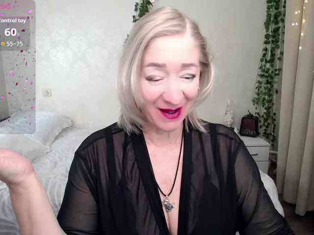 hunters-woman webcam