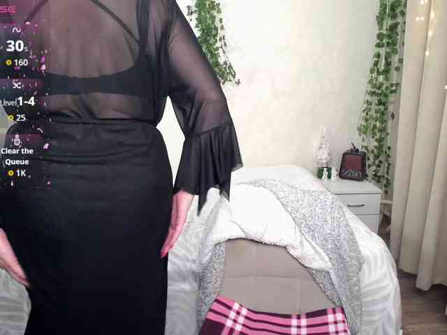 hunters-woman hunters-woman