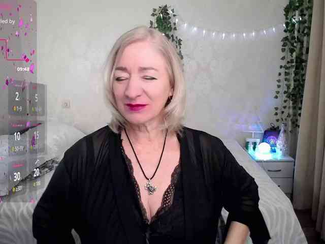 hunters-woman webcam