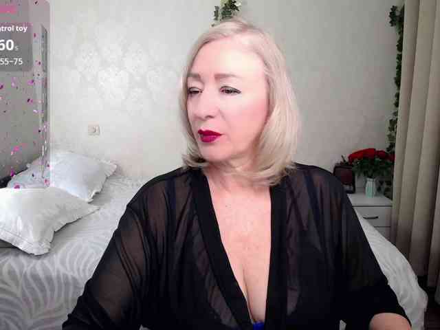 hunters-woman webcam