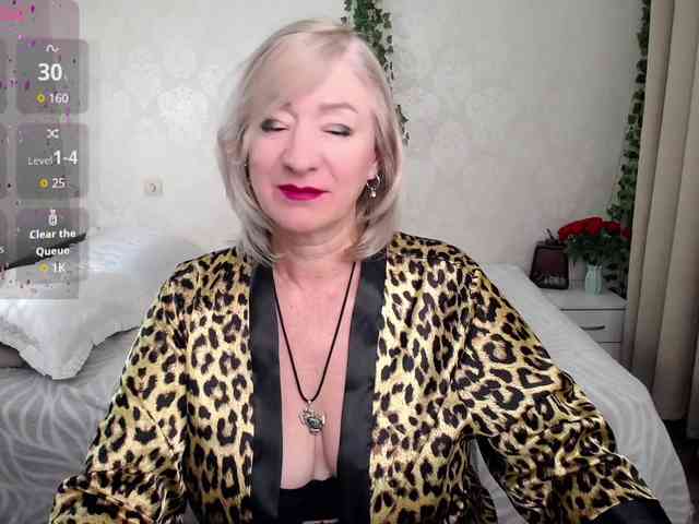 hunters-woman webcam