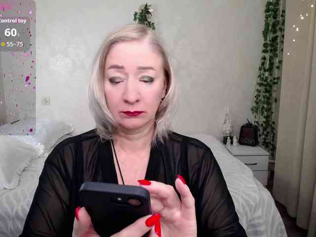 hunters-woman hunters-woman