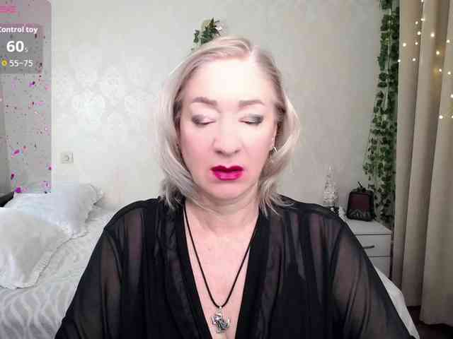 hunters-woman webcam