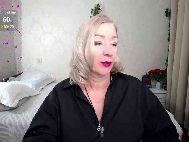 hunters-woman webcam