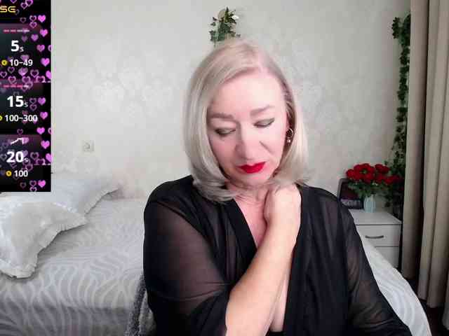 hunters-woman webcam